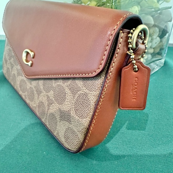 Coach Wyn Crossbody Tan Rust - Picture 6 of 16